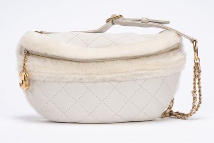 Chanel - Belt Bag, 2018


Cream sheepskin matelass