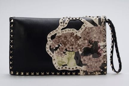 Valentino Garavani - Clutch Bag


Black leather cl