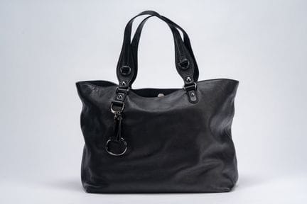 Gucci - Icon Bit Bag 


Large black leather Icon B