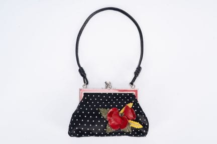 Valentino Garavani - Mini Bag


Black satin silk p