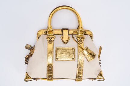 Louis Vuitton - Sac de Nuit


Cream Trianon canvas