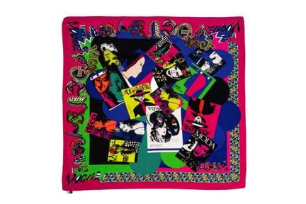 Gianni Versace - Large Scarf 


Multicolored silk 