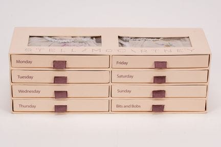 Stella McCartney - Weekly Underwear Box


Weekly U