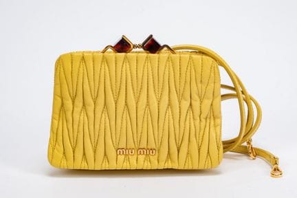 Miu Miu - Mini Bag


Lime-yellow quilted leather m