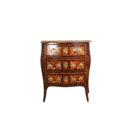 Petite commode d'entre-deux légèrement galbée en b