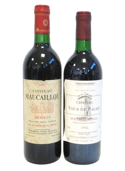 Lot of 2 blles including :
- 1 Blle CH. MAUCAILLOU