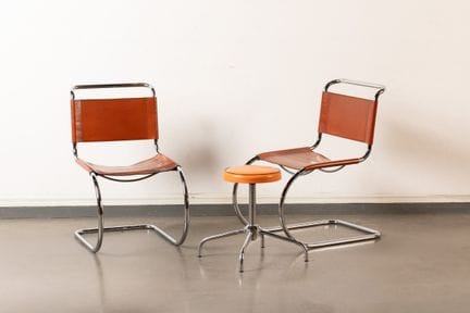 Ludwig MIES VAN DER ROHE, Al estilo de 
Par de sil