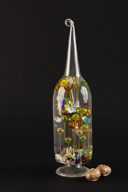 Bottle Depicting the Passion from the Pilgrimage t