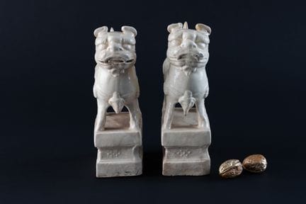 CHINE - Dynastie MING  (1368 - 1644)
Paire de lion