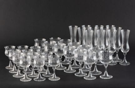 DAUM France
Modèle Vérone
Service de verres à pied