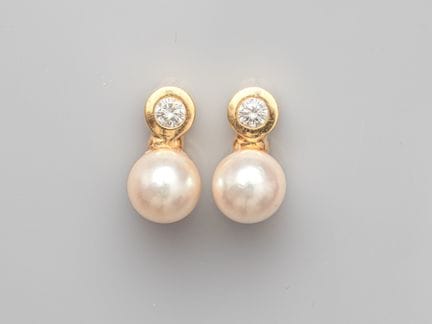 Pair of vintage 750°/°° (18K) yellow gold earrings