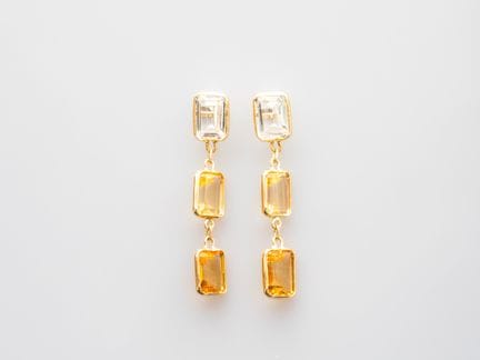 Pair of 750°/°° (18K) yellow gold earrings, set wi