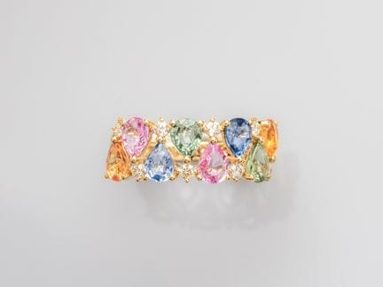 750°/°° (18K) yellow gold band ring, set with mult