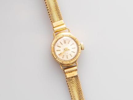 Women's 750°/°° (18K) yellow gold wristwatch with 