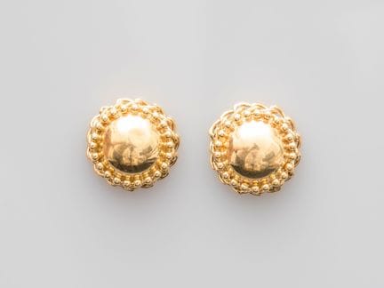 Pair of round earrings in 750°/°° (18K) yellow gol