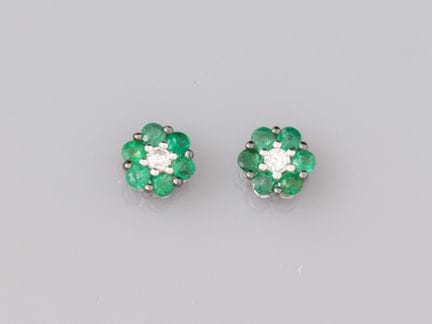 Pair of earrings in 750°/°°(18K) white gold, each 
