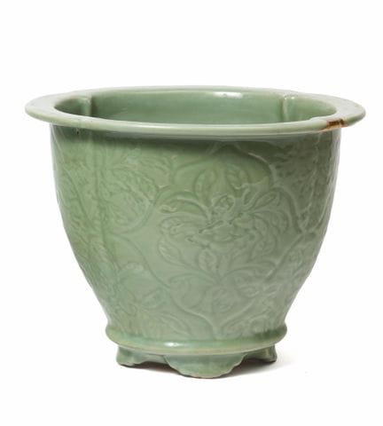 CINA - XIX secolo
Copri-vaso in porcellana smaltat