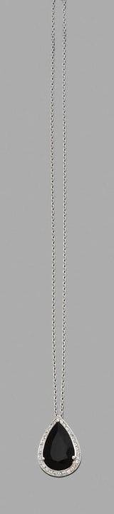 Pendentif 
en or gris 18K (750), serti d'un onyx t