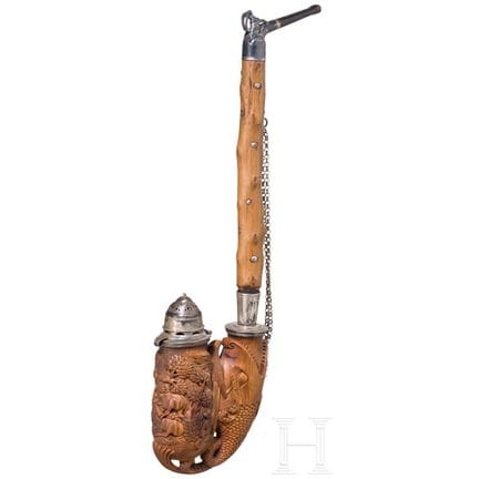 Una fina pipa de olmo montada en plata, ca. 1820  