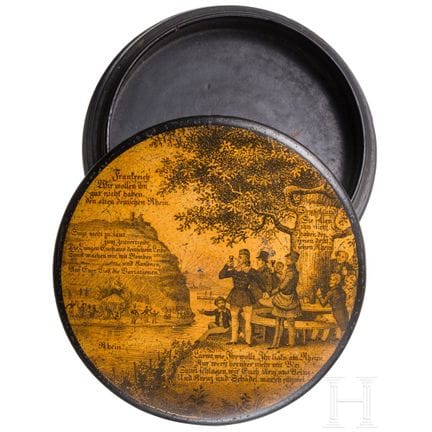 Caja lacada de temática patriótica que representa 