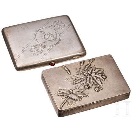 Two cigarette cases, Russia, 1908-1917 (one) / Sov
