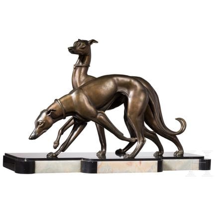 "Two Greyhounds", recante la scritta “ROCHARD”, 19