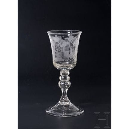 Verre gravé, probablement Russie, 18e siècle.  
Ve
