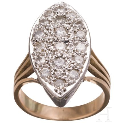Anello in oro 14 carati con 18 diamanti, 1920 circ