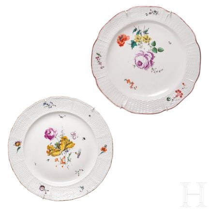 Due piatti di porcellana Frankenthal con fiori, 17