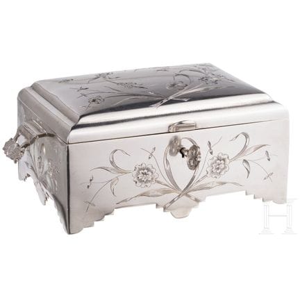 A silver Art Nouveau casket, Russia, Moscow, Semen