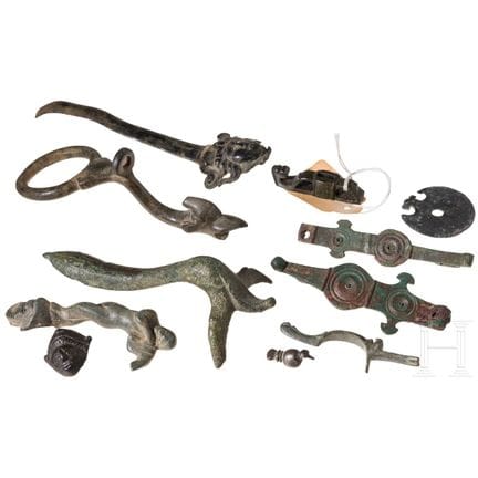 11 small Roman bronze artifacts, 1st–3rd centuries
