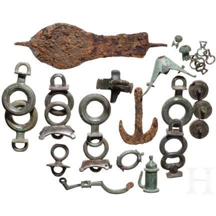 28 fittings from the yoke and harness of draft ani
