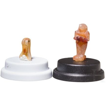 Deux amulettes égyptiennes antiques en cornaline, 