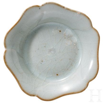 A rare small Chinese Guan-style flower dish, proba