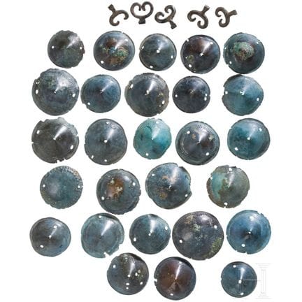 27 Bronze Age tutuli and five lunula pendants, 13t