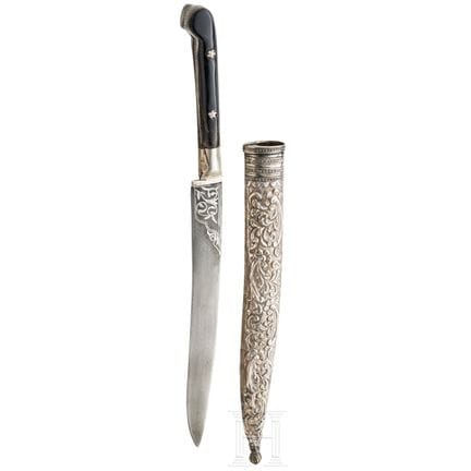 Un bicak ottoman monté d'argent, XIXe siècle  
Lam