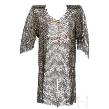 An Indo-Persian mail shirt, 17th/18th century  
Hü