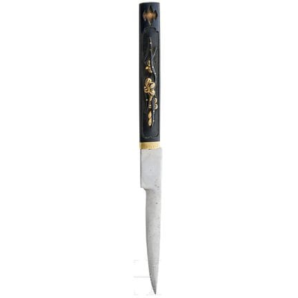 Un kotsuka giapponese in stile ko-kinko, periodo E