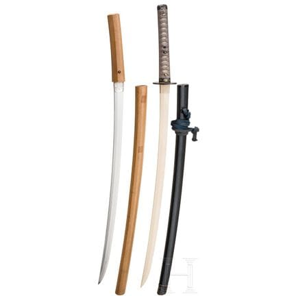 Una katana giapponese con montatura handachi e shi