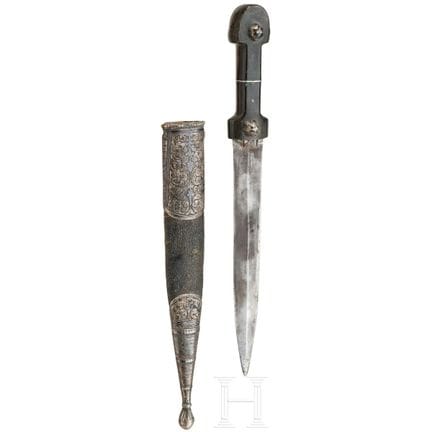 A Small Caucasian kinzal, ca. 1900  
Zweischneidig