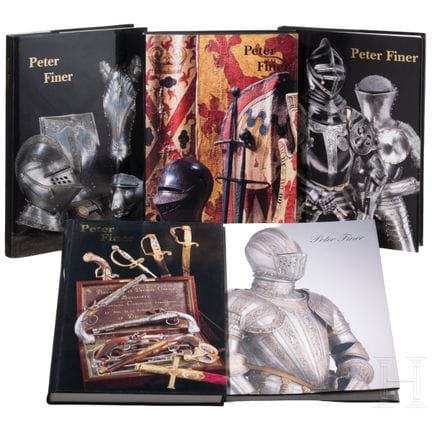 Cinq catalogues de Peter Finer datant de 2001, 200