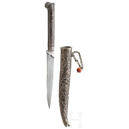 Un bicak ottoman à monture en argent, XIXe siècle 