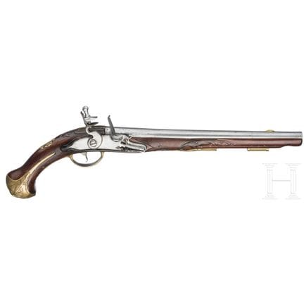 A Belgian flitnlock pistol, circa 1740  
Seitlich 