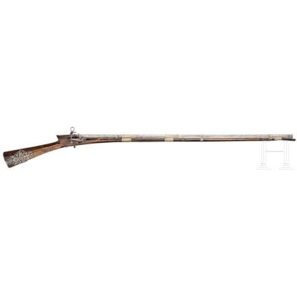 An Ottoman miqueletlock tüfek, circa 1800  
Oktago