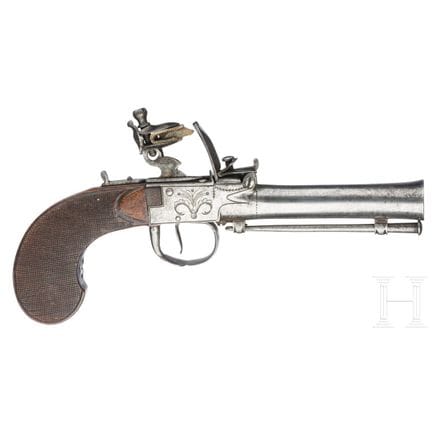 A flintlock pocked pistol with a blunderbuss barre