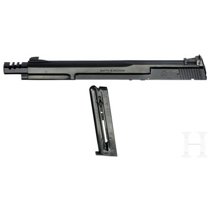 史密斯-韦森Mod. 41型改装套件  
口径.22 Short，编号24，光面枪管配制退器，长度2
