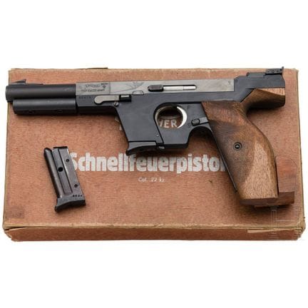 Walther Mod. OSP, dans sa boîte  
Calibre .22 Shor