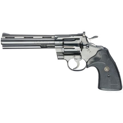 Un Colt Mod. Python  
Calibre .357 Magnum, n° 2640