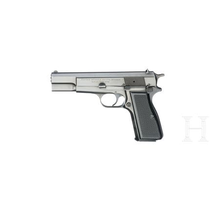 FN Mod. 1935 Hi-Power 型手枪，带肩托  
口径 9mm 鲁格，编号 73C96