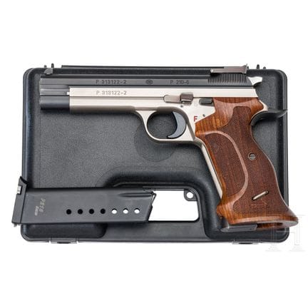 一把SIG P 210-6手枪，带原装盒——全球仅50把之一！  
口径9mm鲁格，编号P31312